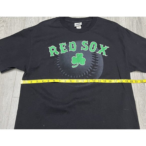 Boston Red Sox 07 Clover Black Short Sleeve Shirt - MLB Lee Sport - Size Large - Picture 8 of 8